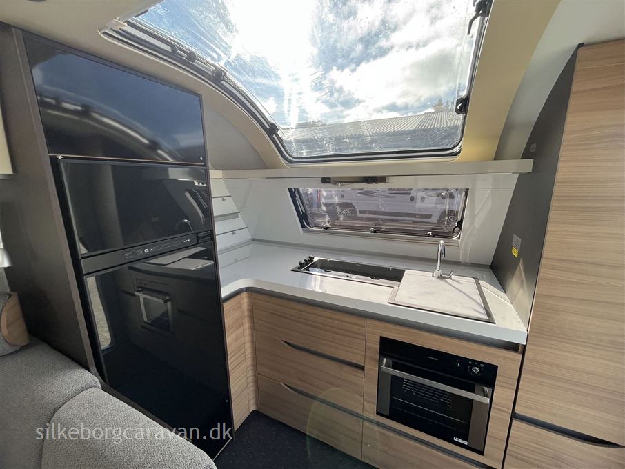 Adria Alpina 903 HT Comfort